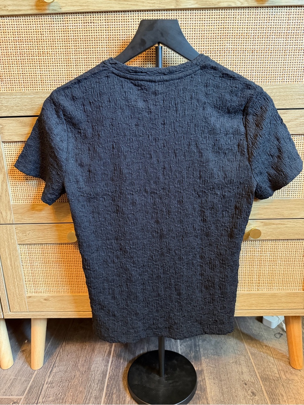 Simply Vera Vera Wang Black Textured Crewneck Short-Sleeve Tee - Picture 3 of 3